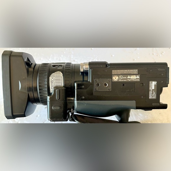 Sony HVR-Z1U 3CCD 1080i HDV Digital HD MiniDVCAM Video Camera Recorder Camcorder - Picture 12 of 17